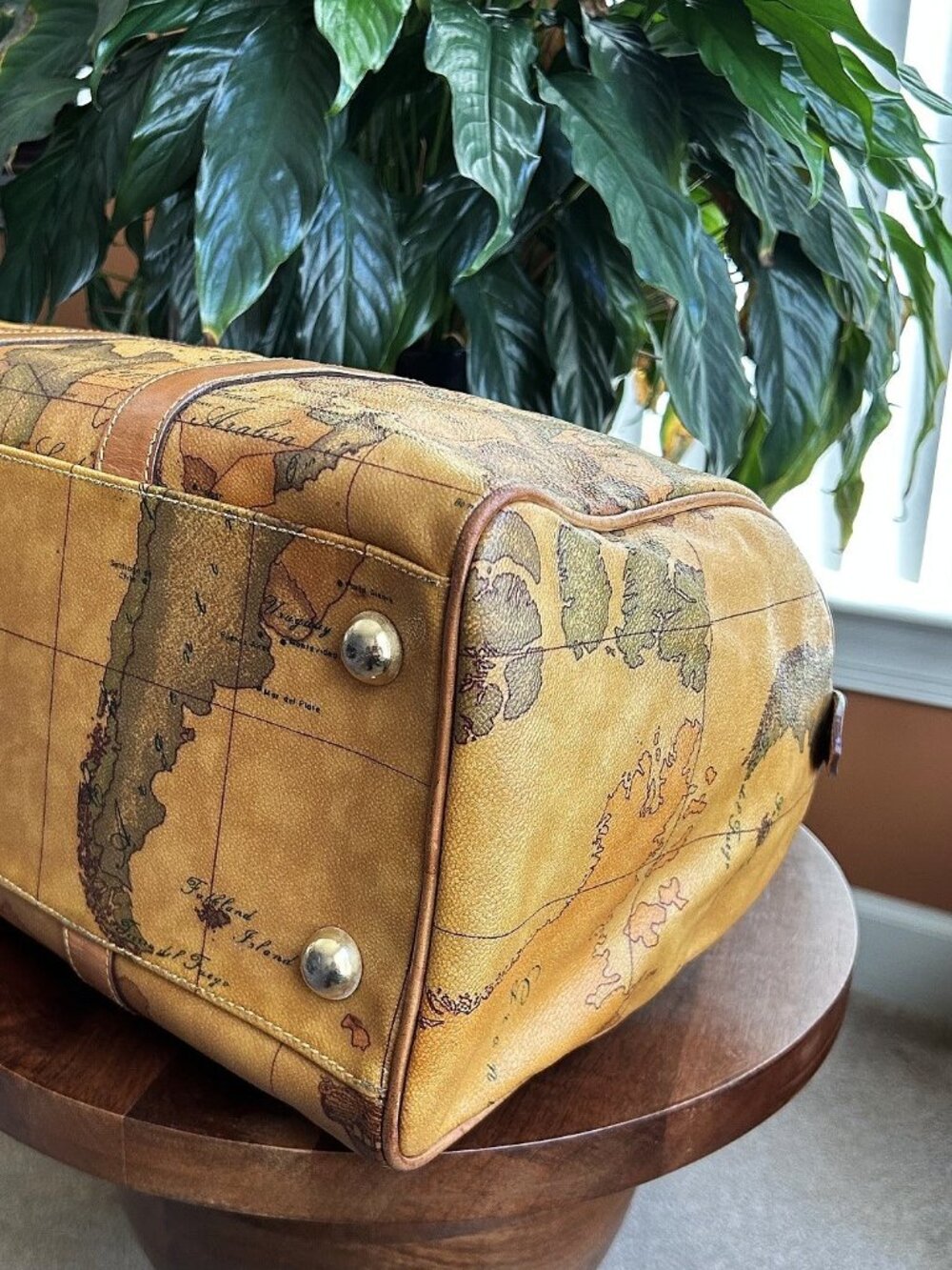 ALVIERO MARTINI Geo Classic Duffle Bag, Honey Tan - Picture 13 of 13
